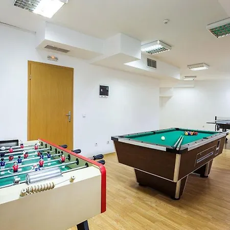 Kris 513 Free Pool &